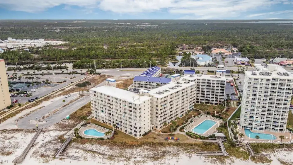 Tranquil Condo With Multiple Pools on White Sands
