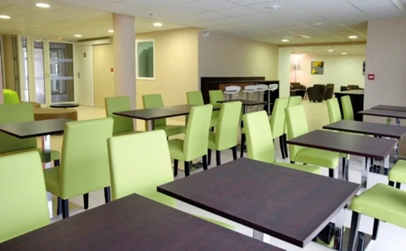 Park & Suites Confort Toulouse LHers