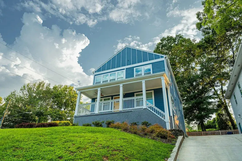 Twin Homes - 8 Bedroom Retreat In Central ATL