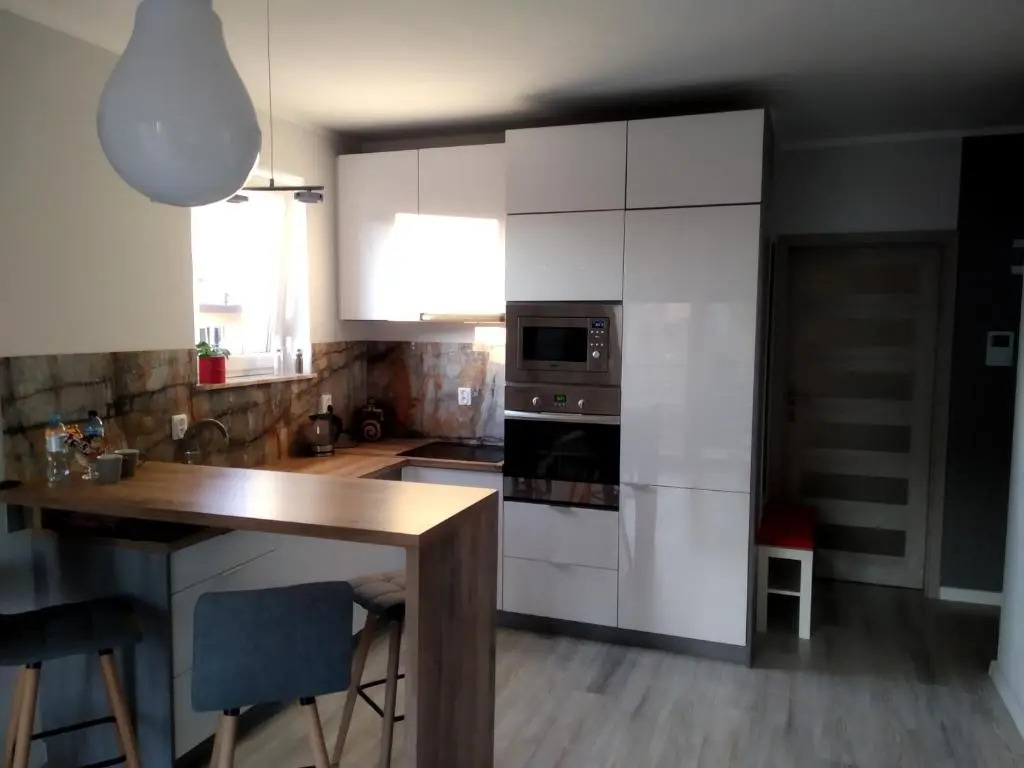 Apartament 2Pietro,White&Grey