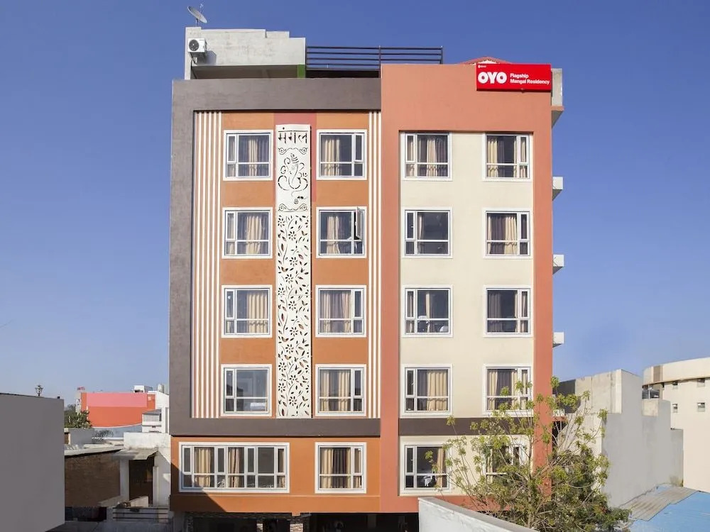 OYO Townhouse 432 Mangal Residency