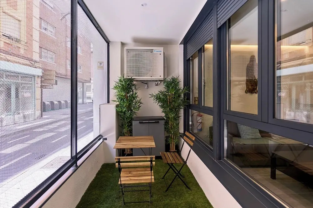 Apartamentos Catedral Palace by gaiarooms