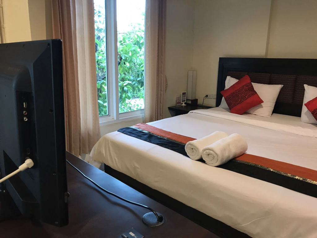 Pova Residence and Boutiques Resort