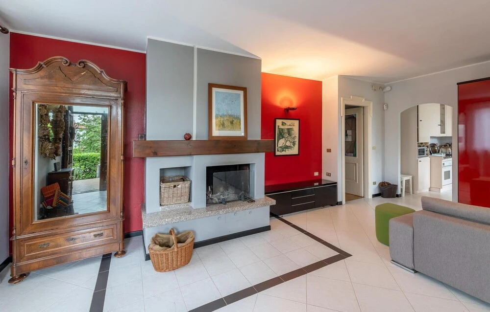 Awesome Home in Desenzano del Garda With Wifi and 3 Bedrooms