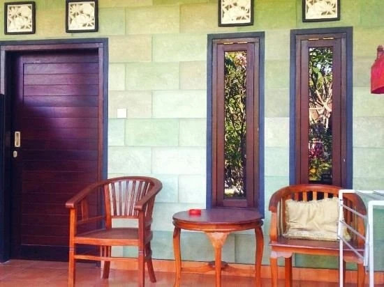 Sri Beach Inn