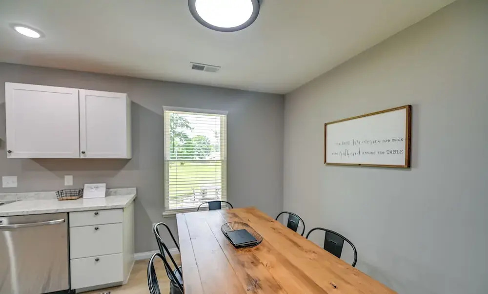 Serene Dry Ridge Vacation Rental w/ Nearby Fishing