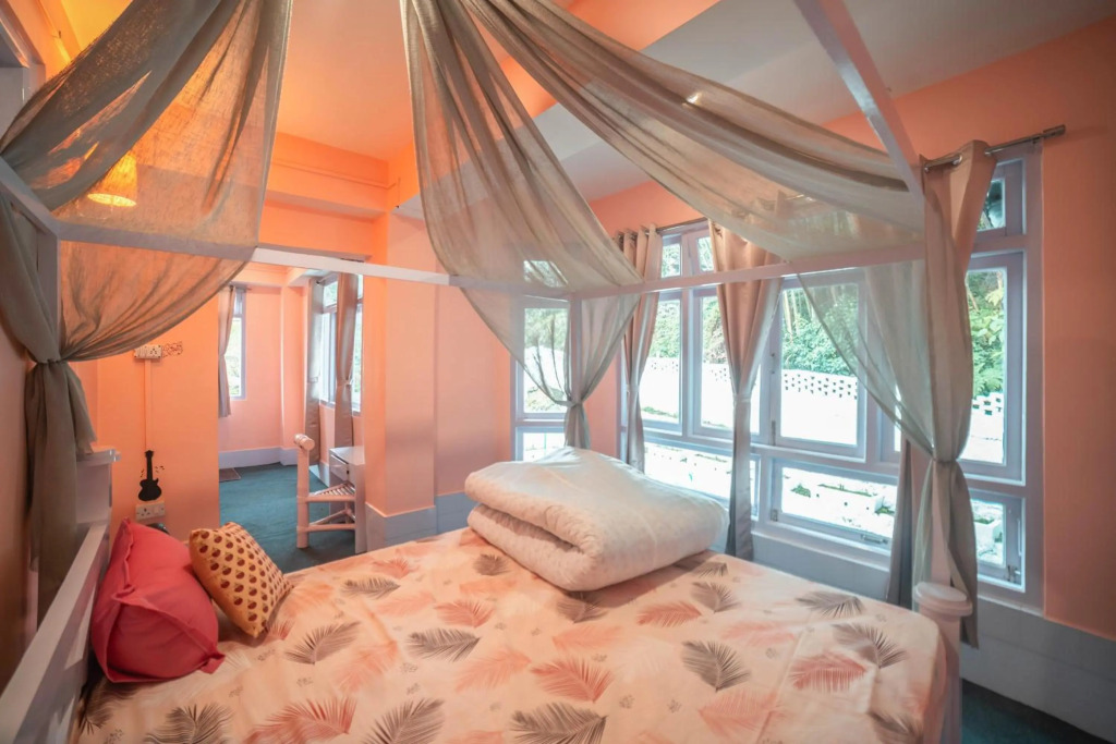 Tag Along 2 0 Hostel Gangtok