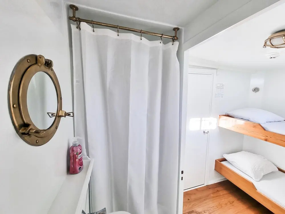Neptune Boatique Hotel Amsterdam
