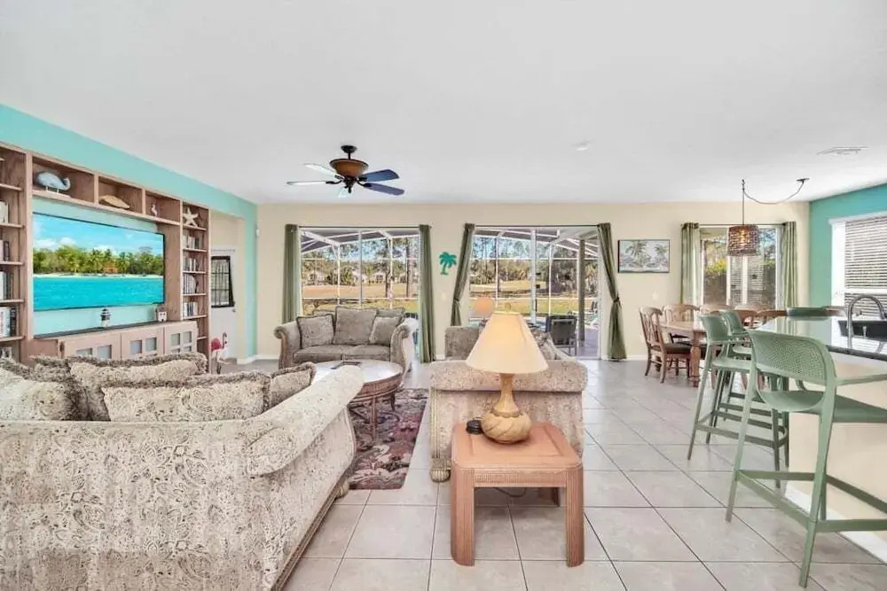 Home In Highlands Reserve! Private Pool 5 Bedroom Home by Redawning