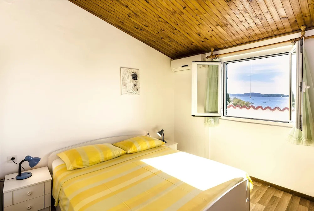 Apartments Nada SeaView