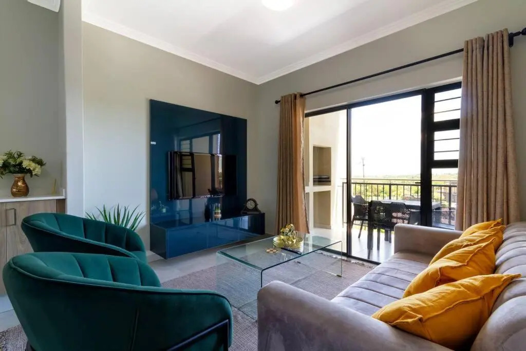 Alimama Spaces: the Thando's Kyalami Woods