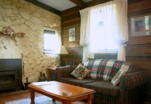 Giba Gunyah Country Cottages