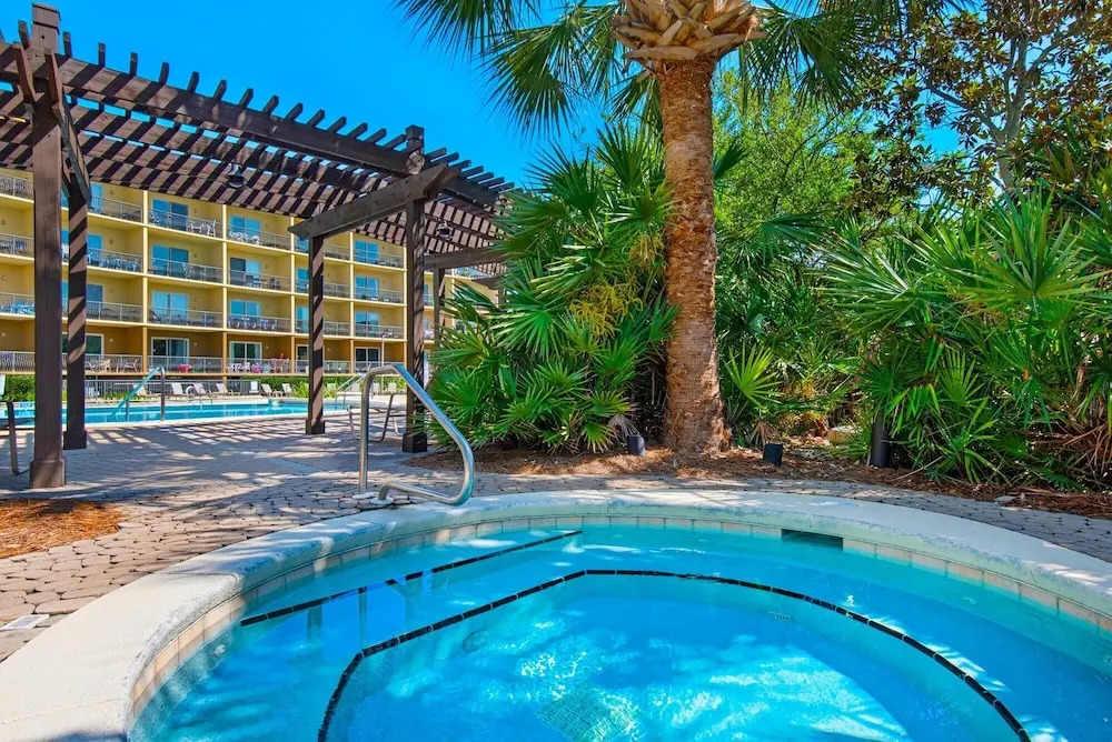 Beach Resort 310