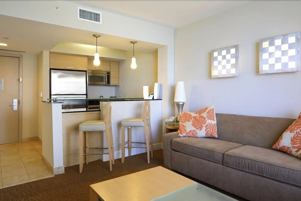 MAREOF1BR Unite - 1105 - 1 Br Condo