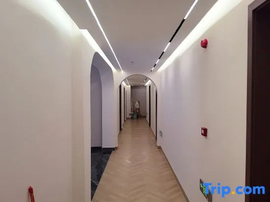 Yunian · Banshandu Pastoral View Guesthouse (No.1 Wind-Rain Bridge Branch, Xijiang Miao Village)