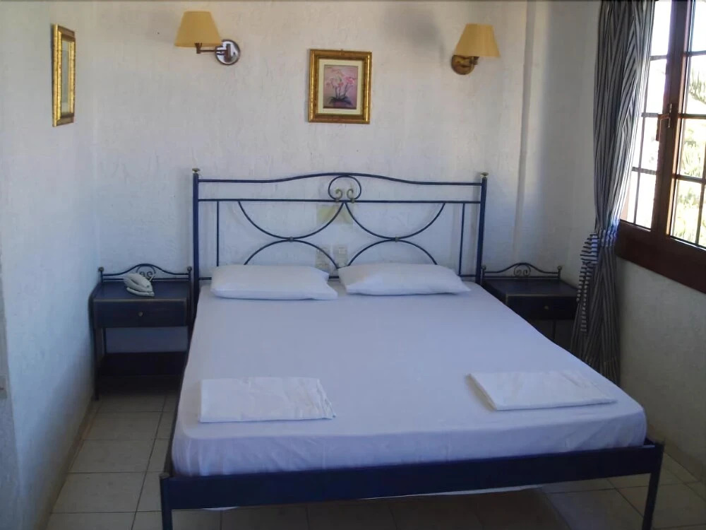Minoa Apartments