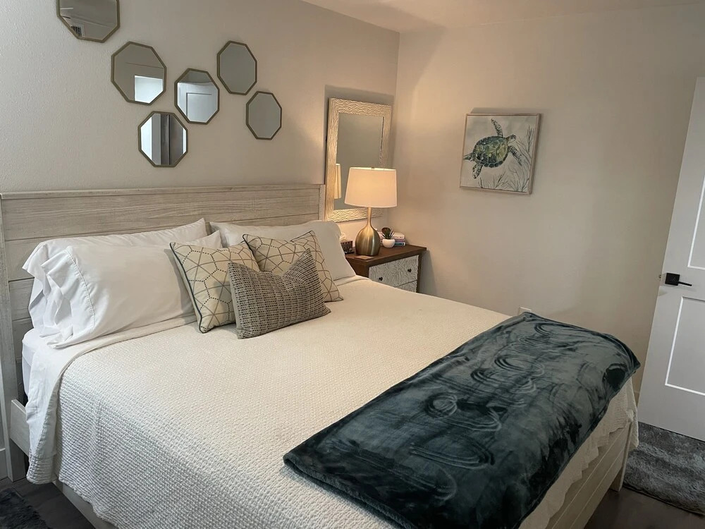 El Tropicale Vacation Rentals