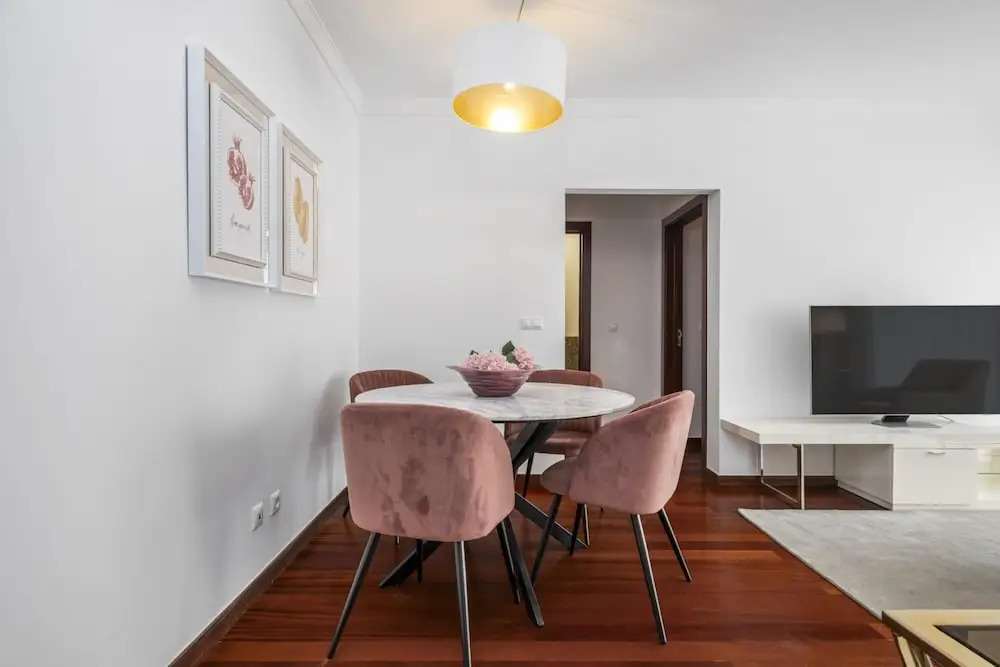 Fifth Apartment by Homie