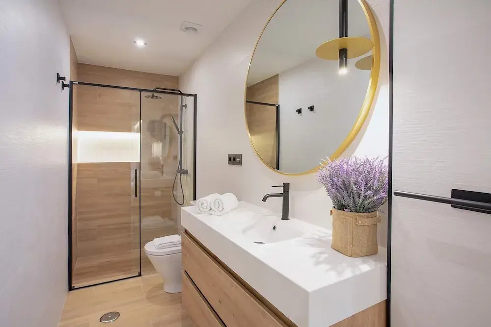 Exclusive Apartment in Granada Center. Alhondiga II