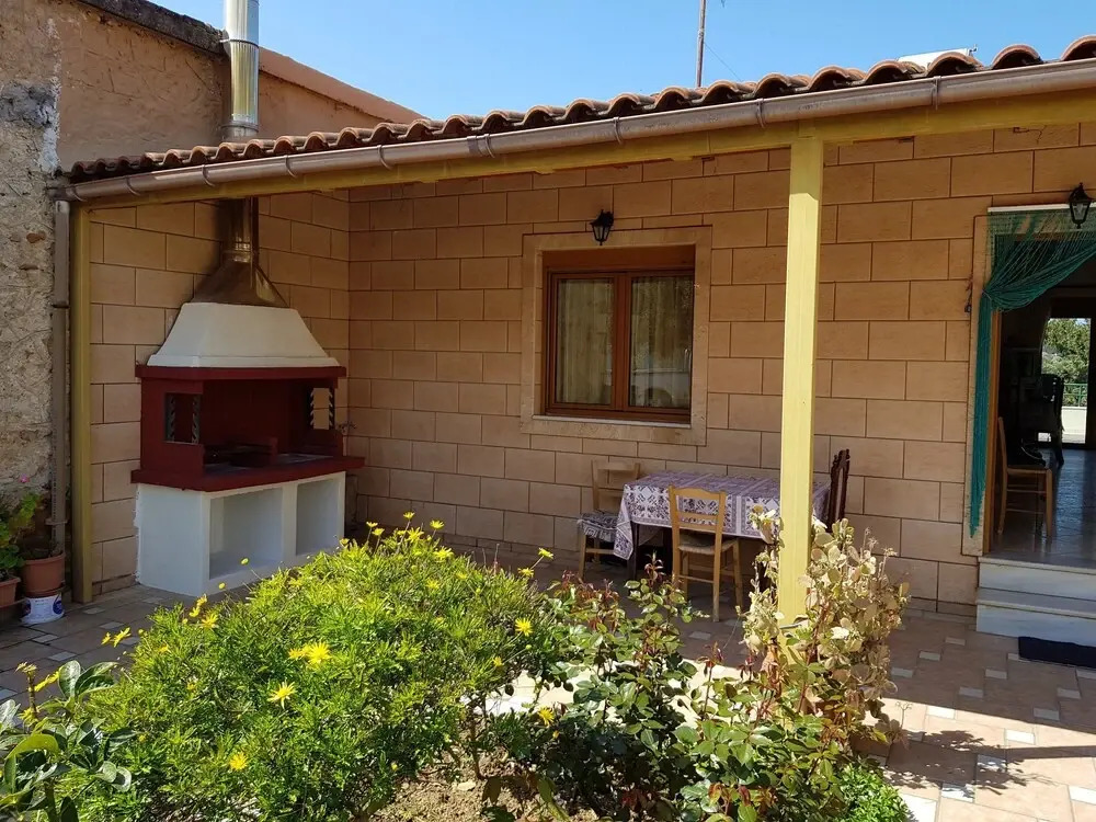 Eftihia's Traditional House