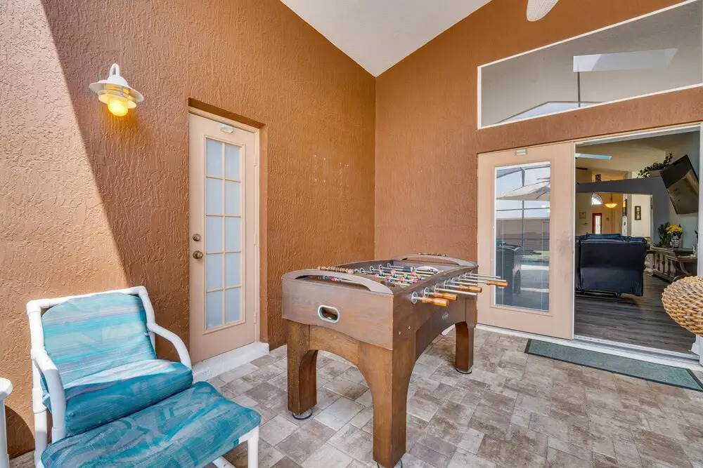 4 Mi to Disney: Spacious Retreat w/ Pool + Yard!