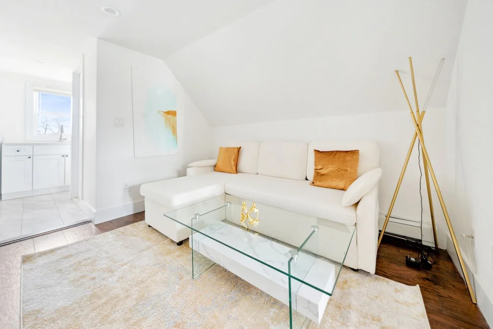 NY Luxury Apt Free Parking in PRIME Area