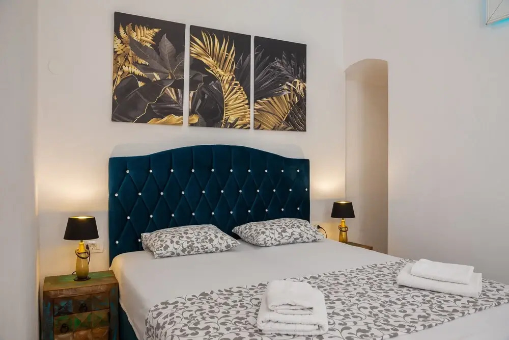 Luxury apartment Toni with patio in the heart of Split