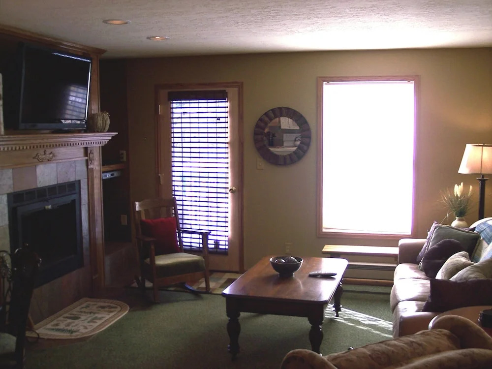 Wellington #3 (Townhome with Private Hot Tub)