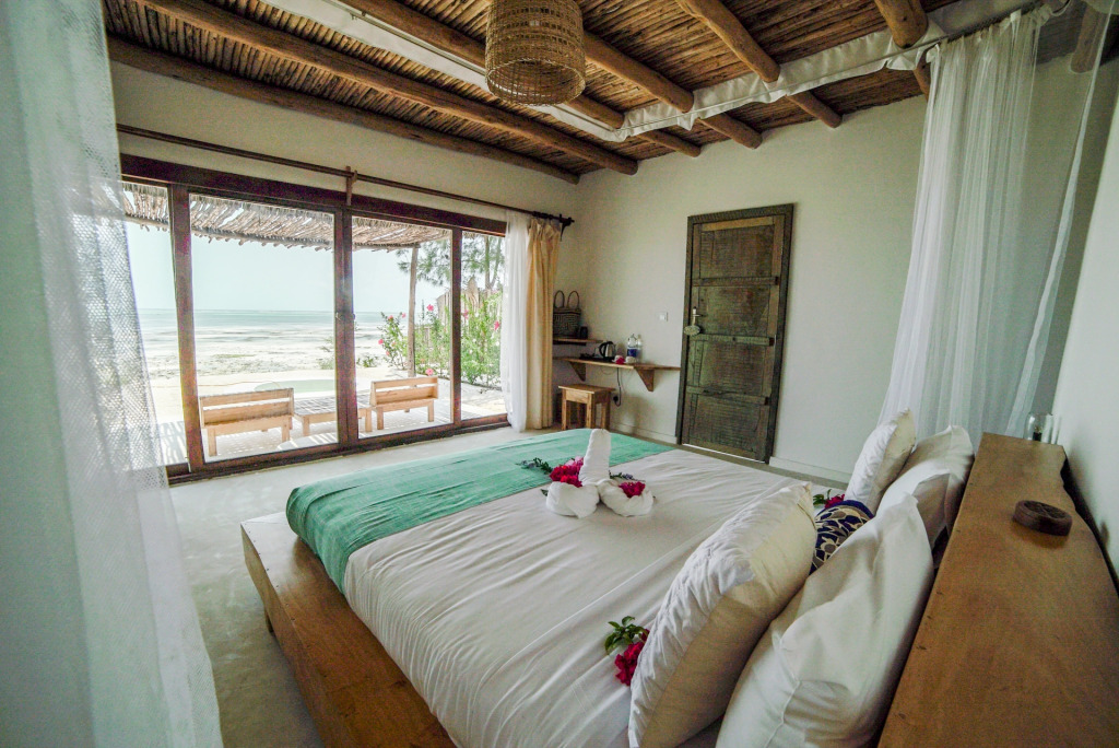 Zanbluu Beach Hotel