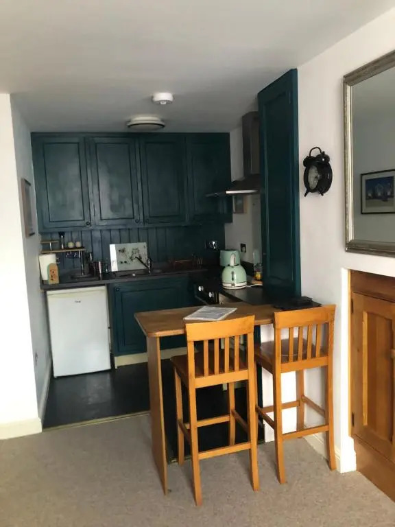 Flat G, 8 Castle Street