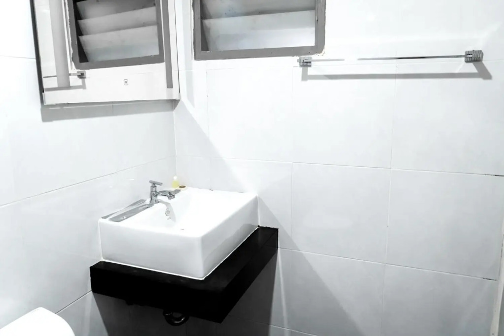RoomQuest Bangkok Don Mueang Airport