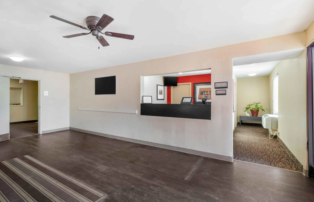 Extended Stay America Select Suites - Des Moines - West Des Moines
