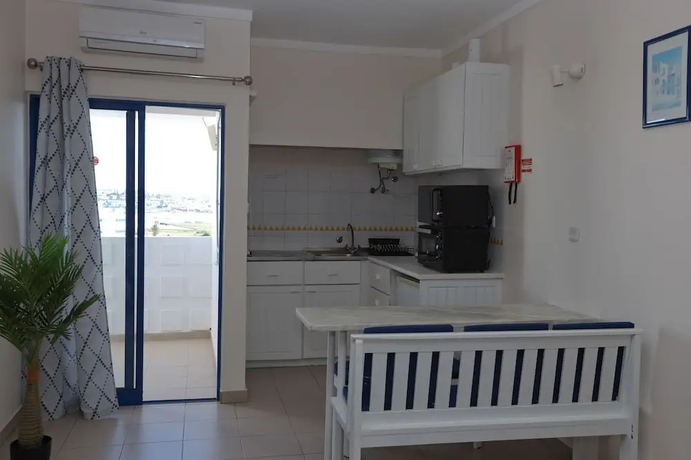 Modern Apartment Close Near Beach in Portimao, PT