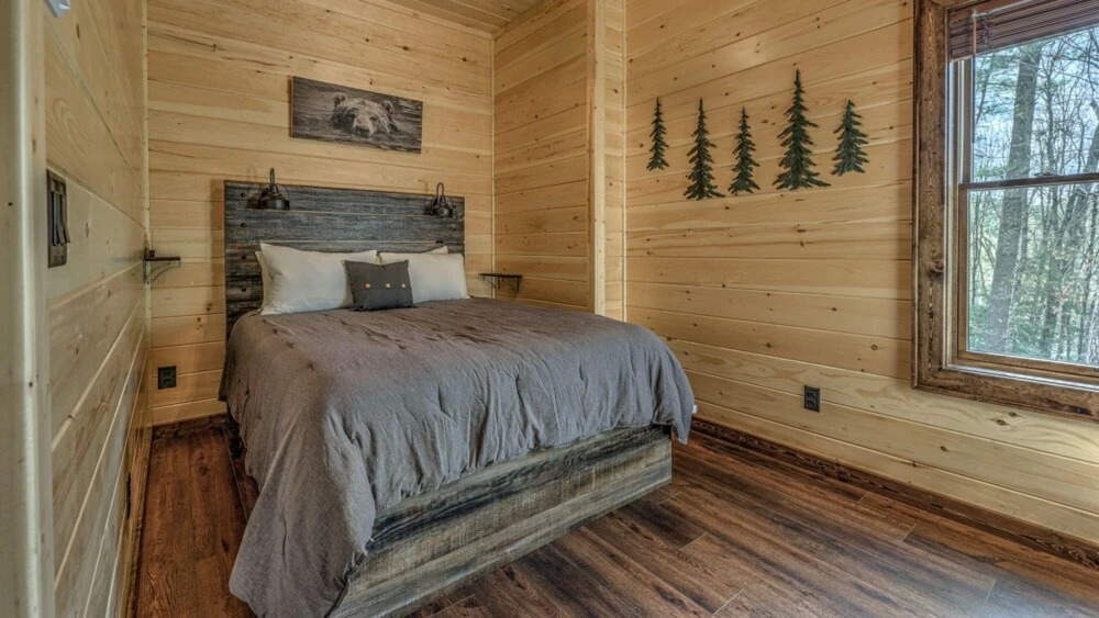 Honey Bear Lodge by Escape to Blue Ridge