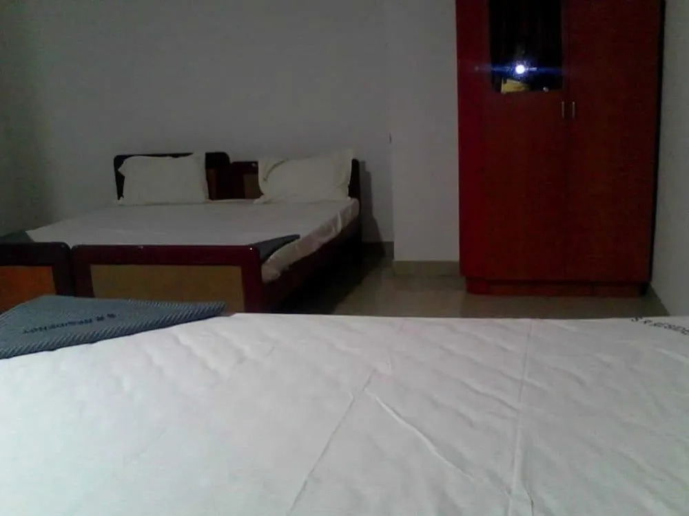 Hotel SR Residency