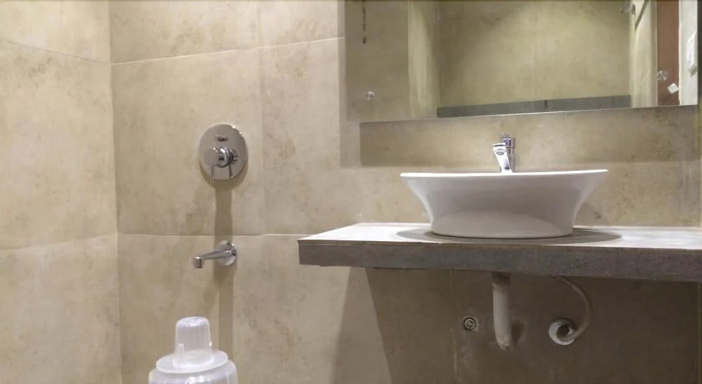 Azeez Avenue hotel