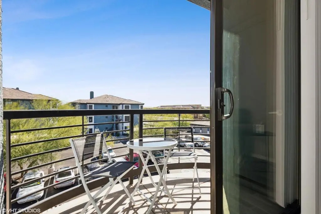 Modern 1BR Apt Located In The Heart of Scottsdale