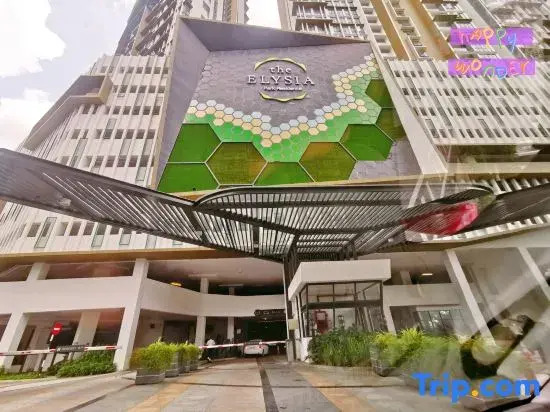 Legoland-Happy Wonder Love Suite-Elysia- Max8pax-with Garden-Pool view