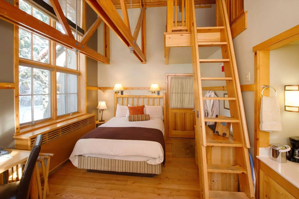 Sleeping Lady Mountain Resort & Spa