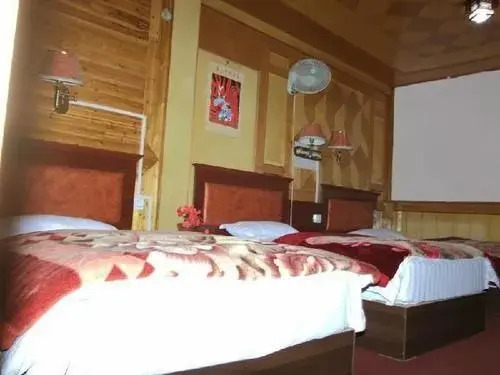 Huilong Inn