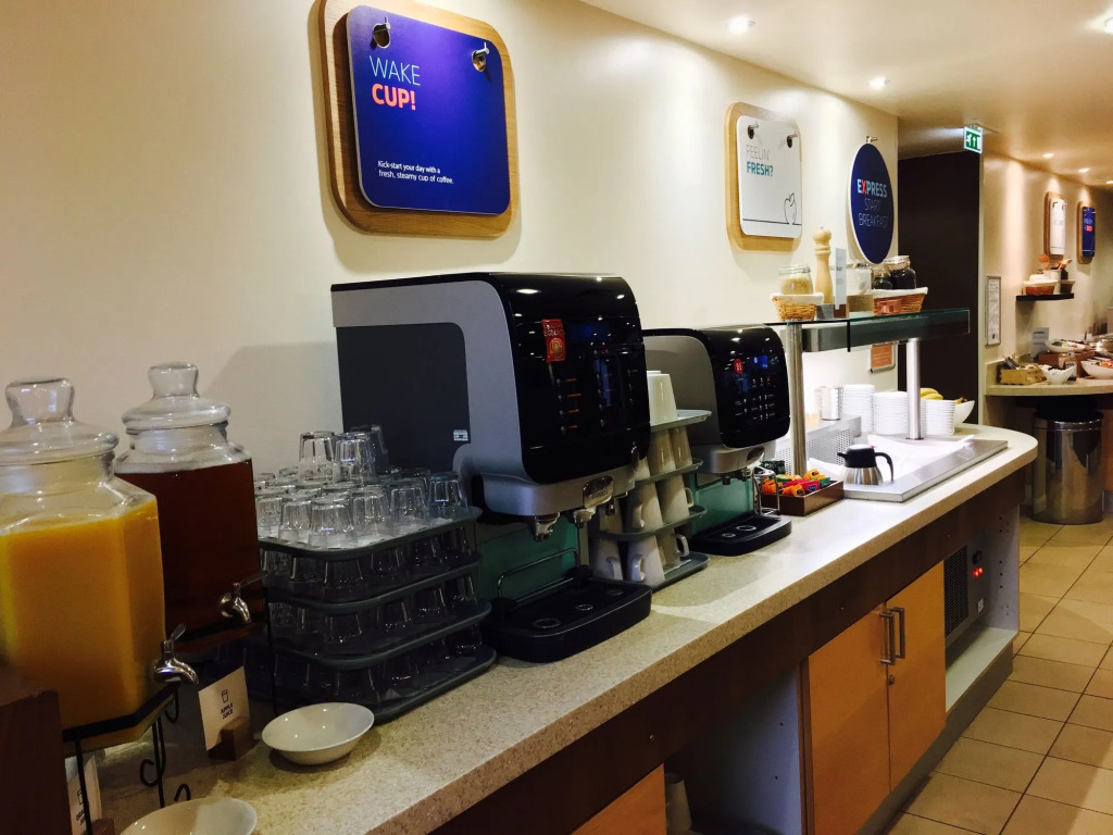 Holiday Inn Express Cheltenham by IHG