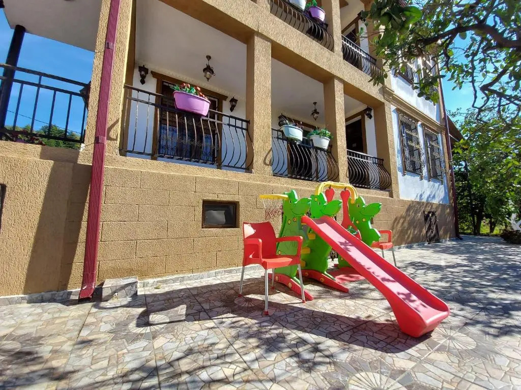 Esmeralda Guest House