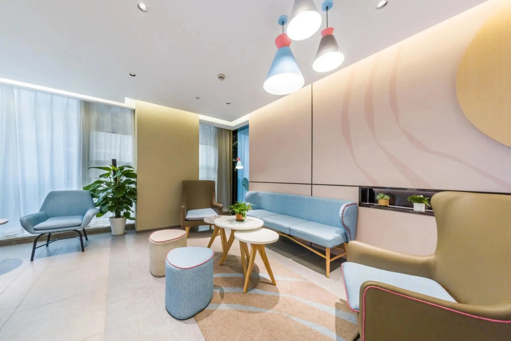 Home Inn (Guangzhou Jiefang Middle Road Gongyuanqian Metro Station)