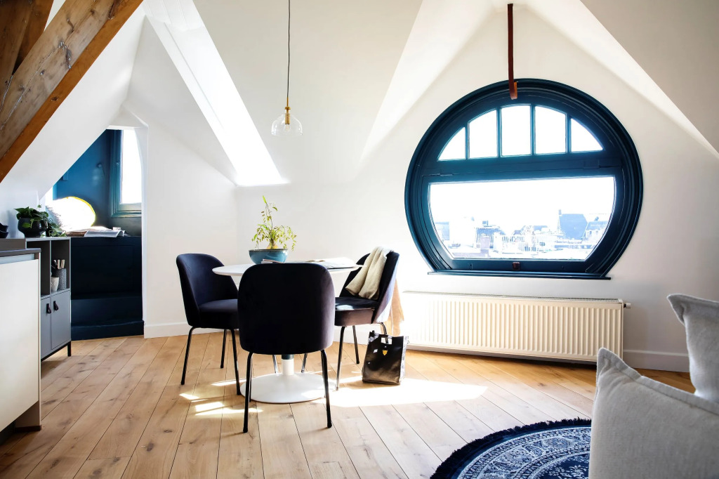 Neude Apartments