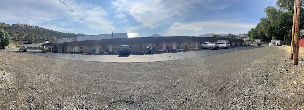 Budget 8 Motel