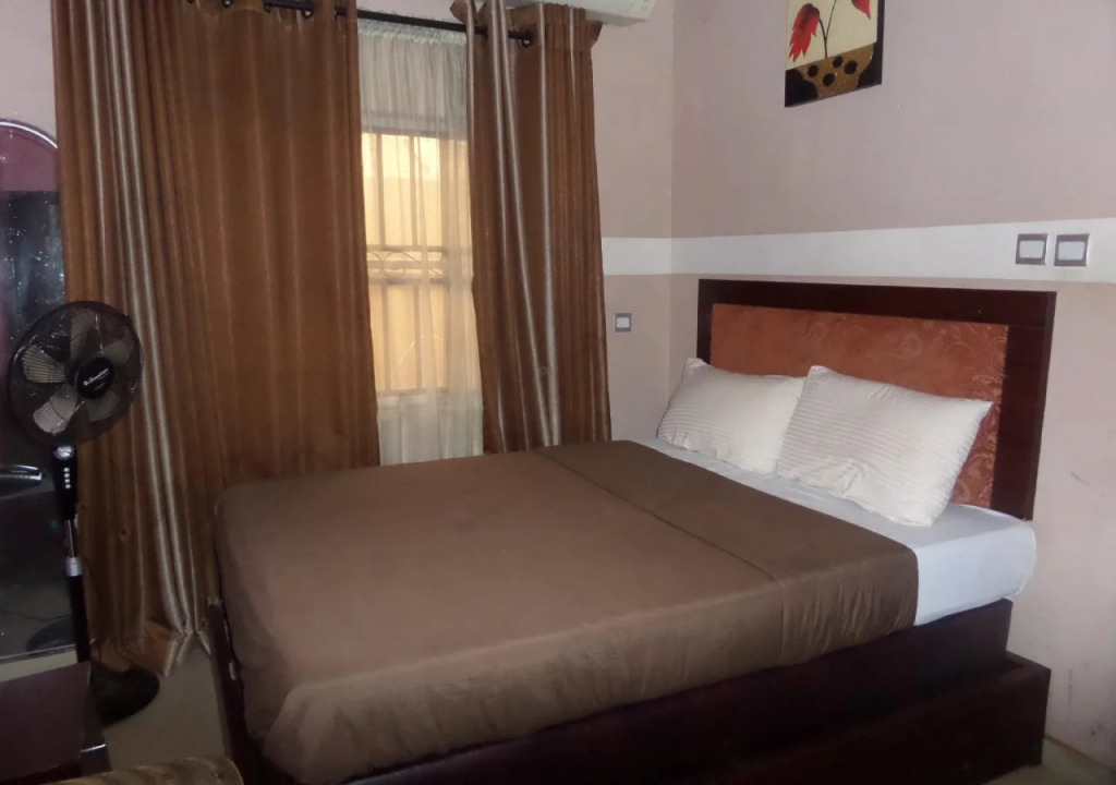Chatwell Hotel