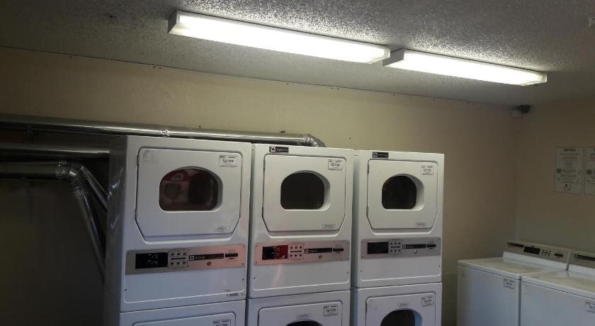 InTown Suites Extended Stay San Antonio TX - Nagodoches Road