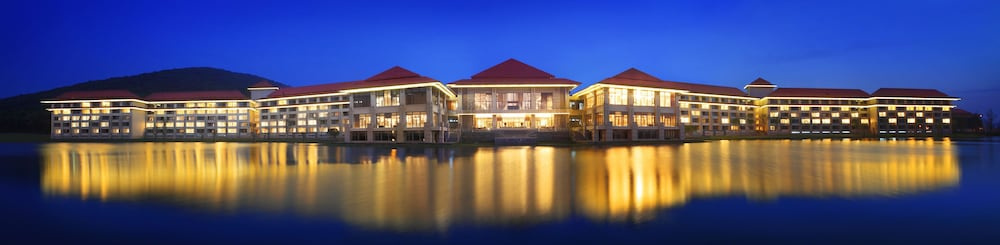 Toaytt hotel & resorts