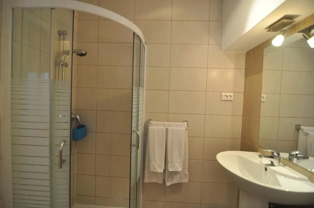 Schiller Apartment