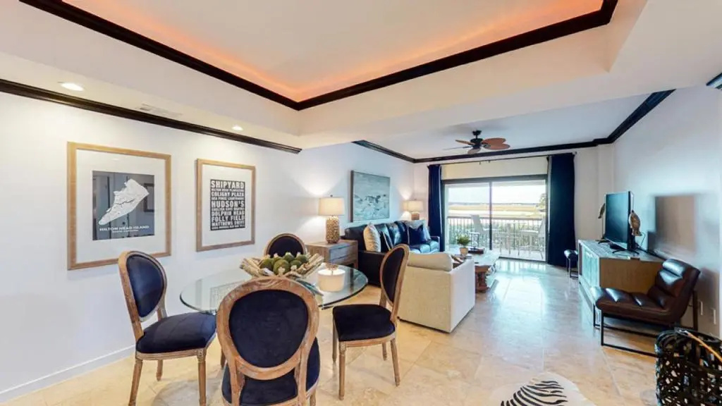 240 Captains Quarters